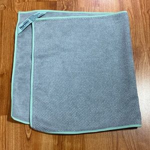 New Norwex Textured Kitchen Towel, graphite with sea mist trim